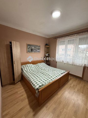 Eladó családi ház, Herenden 114.9 M Ft, 3 szobás