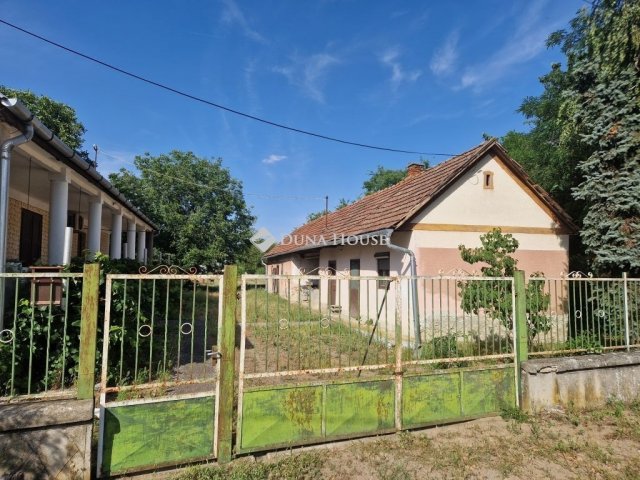 Eladó családi ház, Vasadon 42.99 M Ft, 2 szobás