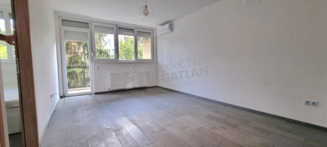 Eladó téglalakás, Budapesten, II. kerületben 105 M Ft, 2 szobás