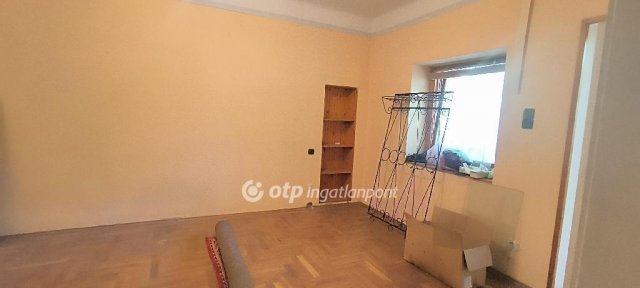 Eladó családi ház, Csongrádon 14.9 M Ft, 2 szobás