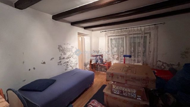 Eladó családi ház, Hegyfalun 17.9 M Ft, 2 szobás