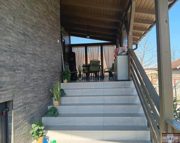 Eladó családi ház, Monoron 89.9 M Ft, 4 szobás