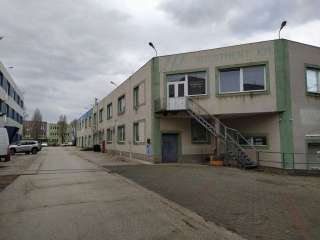 Eladó üzlethelyiség, Pécelen 179 M Ft, 8 szobás