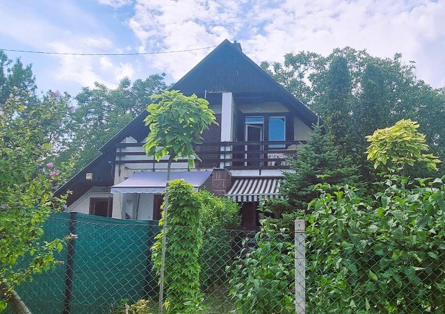 Eladó ikerház, Balatonalmádiban 80 M Ft, 4 szobás