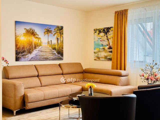 Eladó téglalakás, Debrecenben 139.9 M Ft, 3 szobás