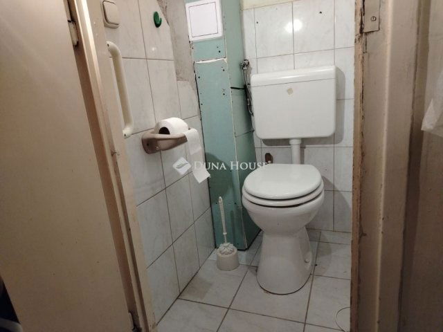 Eladó téglalakás, Budapesten, II. kerületben 180 M Ft, 3 szobás