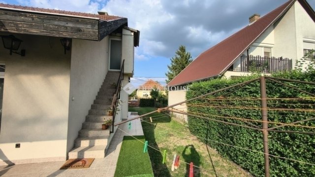 Eladó családi ház, Kistarcsán 170 M Ft, 6 szobás