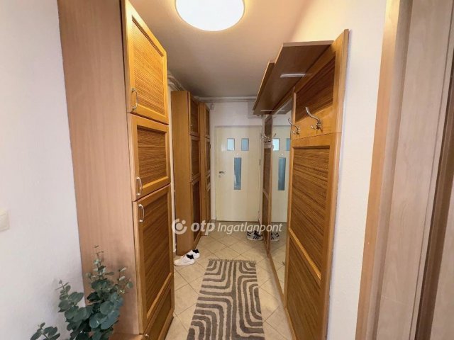 Eladó téglalakás, Budapesten, XIV. kerületben 100 M Ft