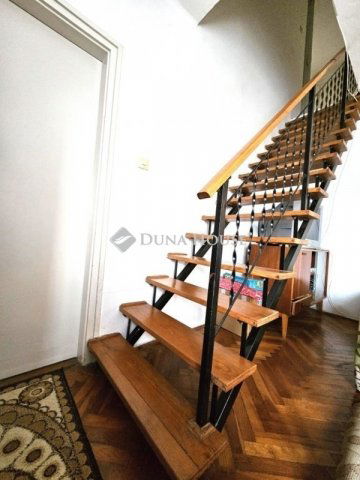 Eladó családi ház, Szigetváron 50 M Ft, 4 szobás