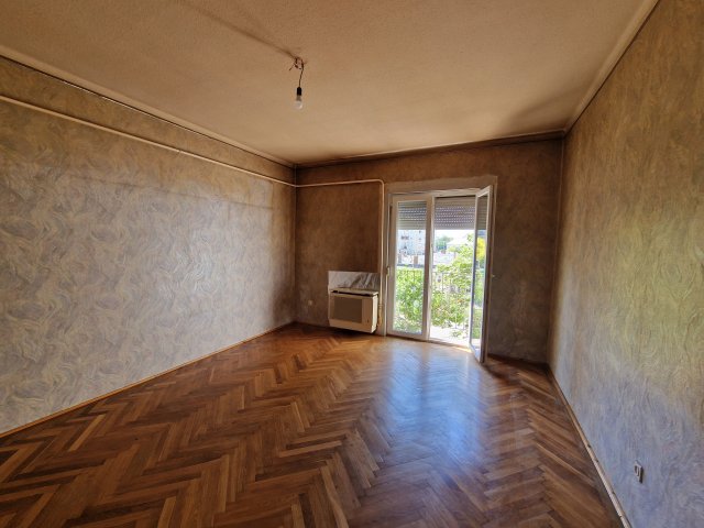 Eladó téglalakás, Szigetszentmiklóson 49.9 M Ft, 2 szobás