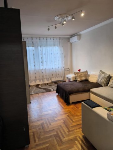 Kiadó panellakás, albérlet, Nyíregyházán 175 E Ft / hó