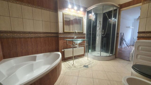 Eladó téglalakás, Budapesten, V. kerületben, Ferenciek terén