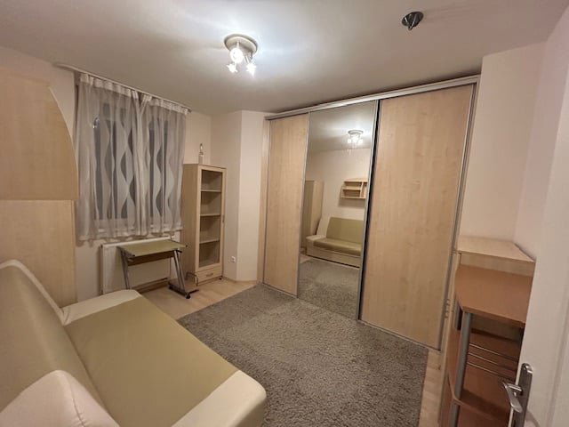 Kiadó téglalakás, albérlet, III. kerületben, Nánási úton