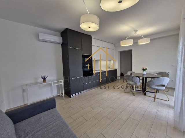 Kiadó téglalakás, albérlet, Debrecenben 400 E Ft / hó, 4 szobás