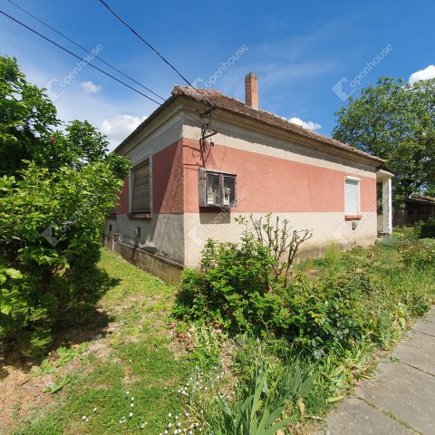 Eladó családi ház, Molnárin 24.9 M Ft, 3 szobás