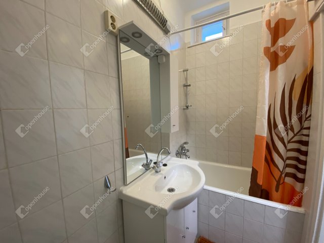 Kiadó téglalakás, albérlet, Debrecenben 190 E Ft / hó, 2 szobás