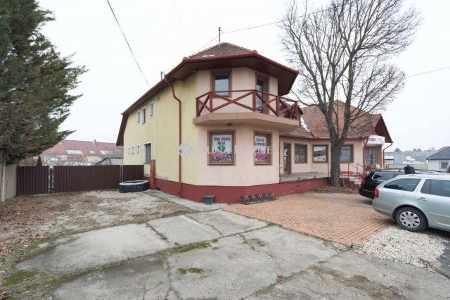 Eladó családi ház, Enesén 149.99 M Ft, 1 szobás