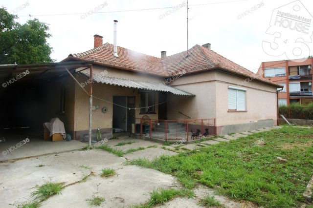 Eladó családi ház, Kalocsán 31.9 M Ft, 4 szobás