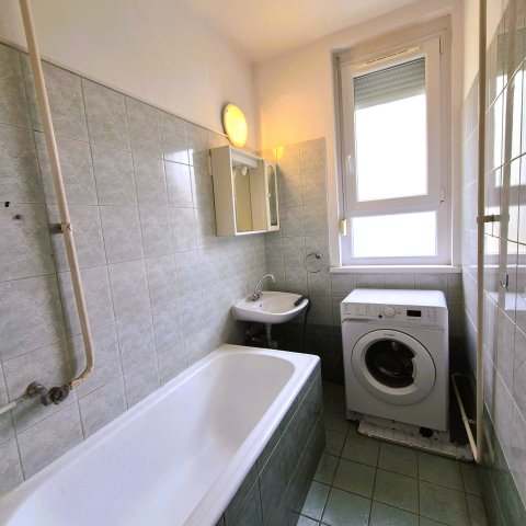 Eladó téglalakás, Kecskeméten 47.9 M Ft, 2 szobás