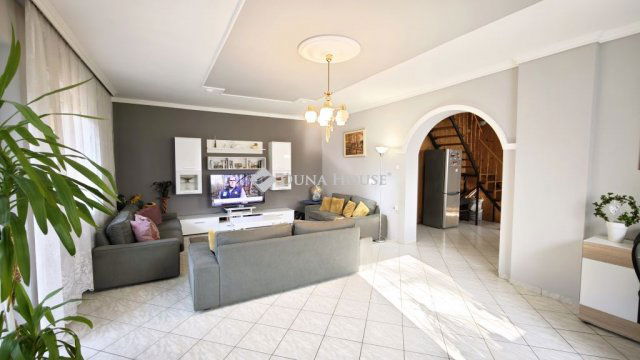 Eladó ikerház, Gödön 131 M Ft, 4 szobás / költözzbe.hu