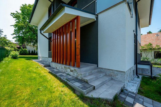 Eladó családi ház, Budapesten, II. kerületben 380 M Ft, 6 szobás