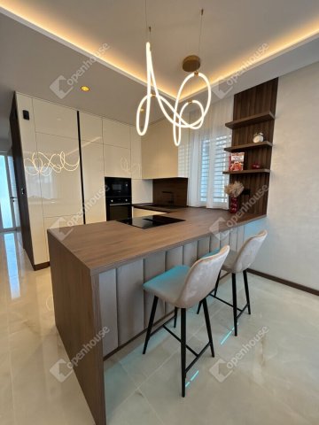 Eladó családi ház, Győrött 182.9 M Ft, 4 szobás