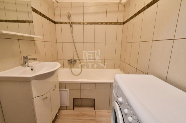 Eladó panellakás, Székesfehérvárott 47 M Ft, 2 szobás