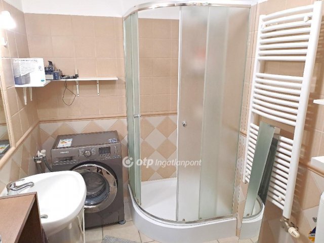 Eladó téglalakás, Albertirsán 52.9 M Ft, 3 szobás