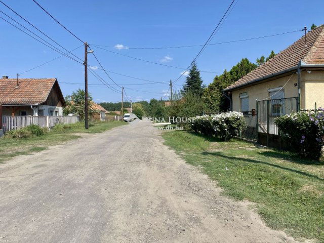 Eladó családi ház, Turán 25 M Ft, 2+1 szobás