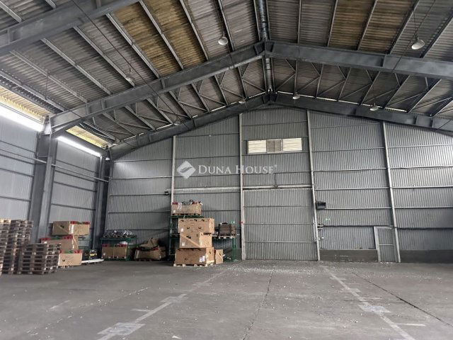 Kiadó ipari ingatlan, Nyíregyházán 1000 E Ft / hó