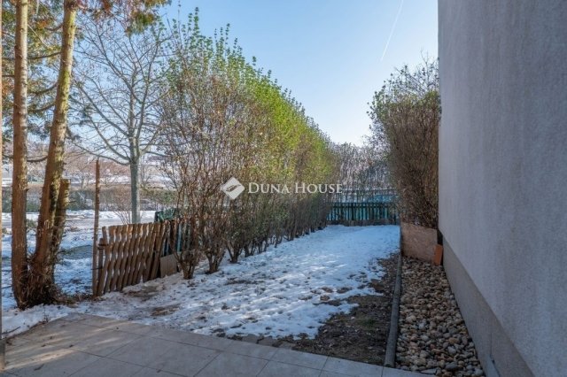 Eladó téglalakás, Budapesten, XVI. kerületben 110.9 M Ft