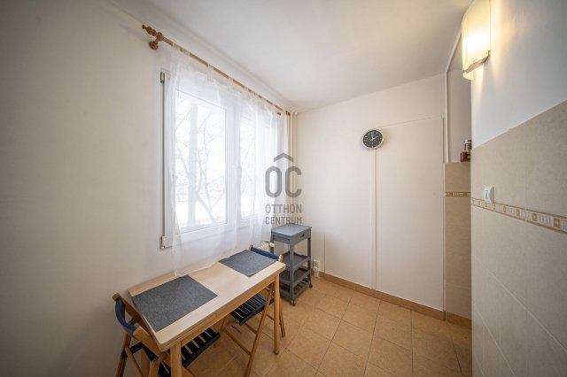 Eladó panellakás, Budaörsön 77.9 M Ft, 3 szobás