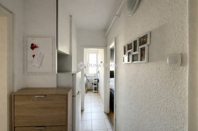 Eladó panellakás, Budapesten, XVIII. kerületben 43.9 M Ft