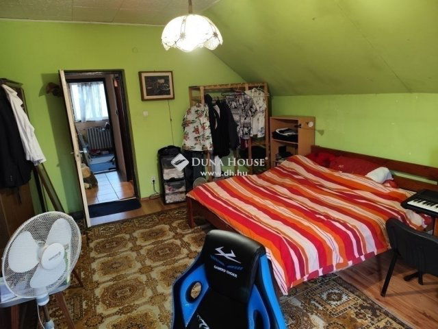 Eladó családi ház, Budapesten, XV. kerületben 110 M Ft, 6 szobás