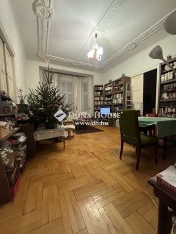 Eladó téglalakás, Budapesten, VIII. kerületben 99.9 M Ft