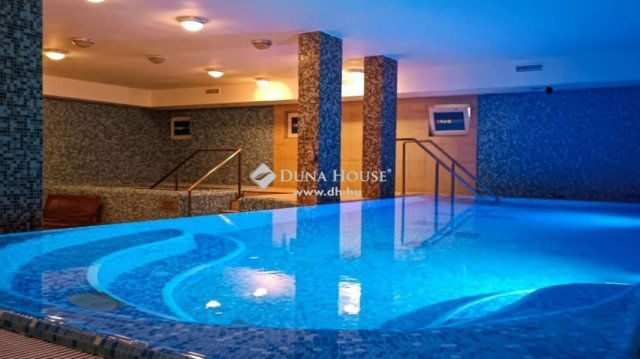 Eladó hotel, Gödön 1050 M Ft, 1 szobás / költözzbe.hu