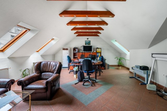 Eladó iroda, Budapesten, XIX. kerületben 319.99 M Ft