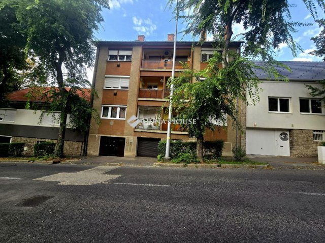 Eladó téglalakás, Pécsett, Hunyadi János utcában 86.8 M Ft