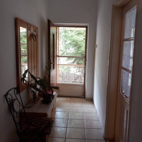 Eladó családi ház, Taron 20 M Ft, 3 szobás