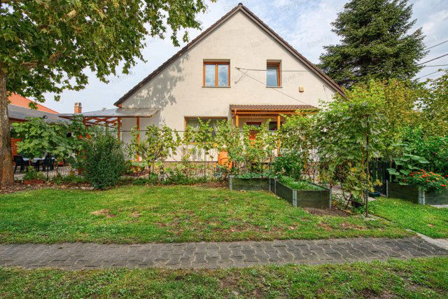 Eladó családi ház, Budapesten, XX. kerületben 149.9 M Ft