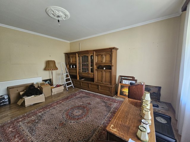 Eladó téglalakás, Pápán 25.9 M Ft, 2 szobás