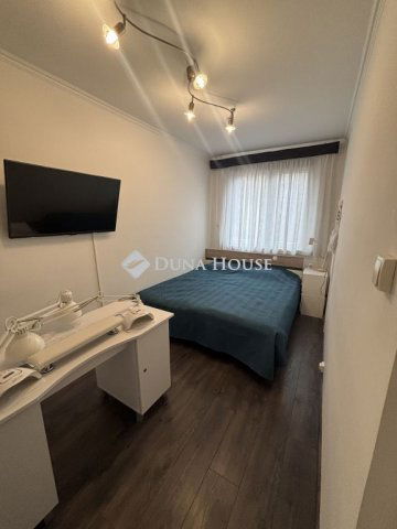 Eladó panellakás, Szegeden, Retek utcában 65 M Ft, 3 szobás