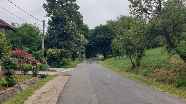 Eladó családi ház, Ózdon 8.5 M Ft, 3 szobás