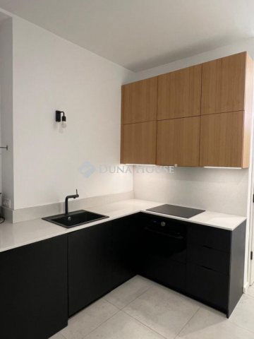 Kiadó téglalakás, albérlet, Budapesten, V. kerületben, 1 szobás