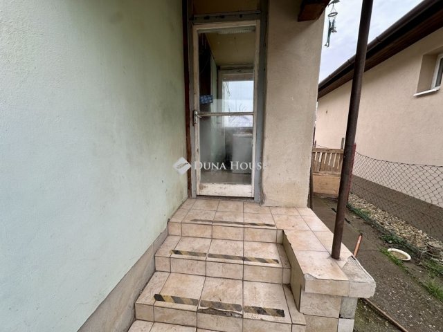 Eladó családi ház, Tószegen 25.99 M Ft, 3 szobás
