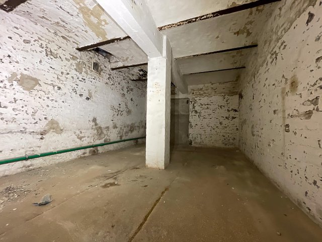 Eladó üzlethelyiség, Budapesten, VIII. kerületben 23 M Ft