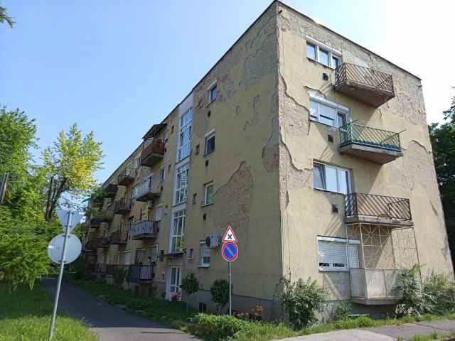 Kiadó téglalakás, albérlet, Miskolcon, Selyemrét utcában