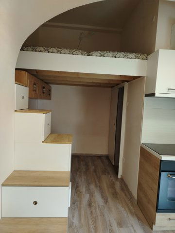 Eladó üzlethelyiség, Kaposváron, Toponári úton 15.9 M Ft