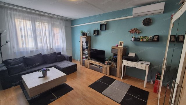 Eladó panellakás, Kecskeméten 39.9 M Ft, 1+1 szobás