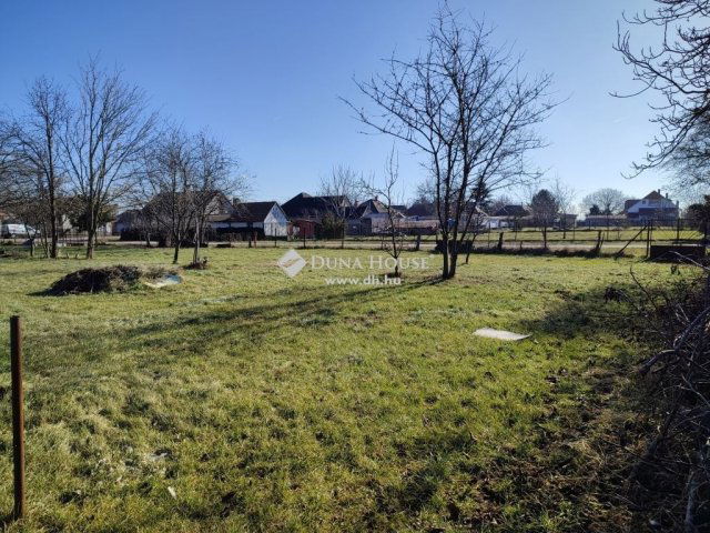 Eladó telek, Pusztaszabolcson 13.2 M Ft / költözzbe.hu